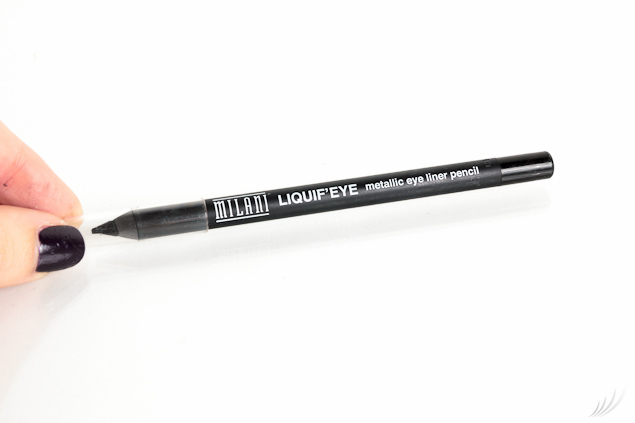 Mi lápiz de ojos negro por excelencia. Liquif'Eye Metallic Eyeliner Pencil.